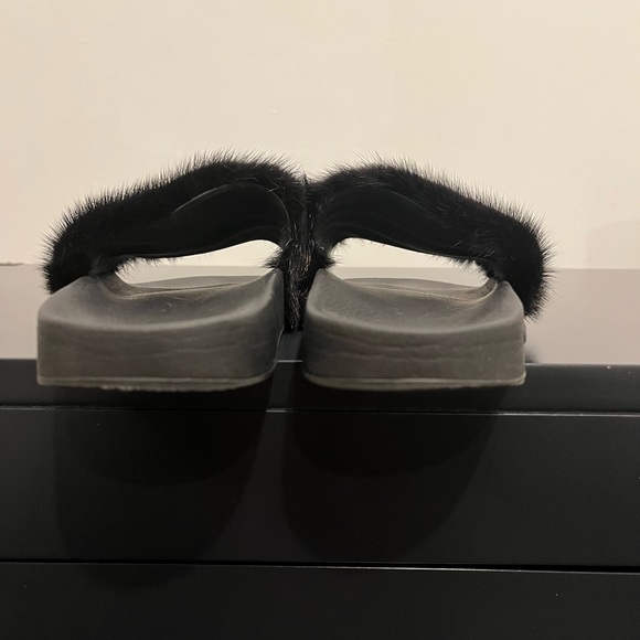 Givenchy Black Fur Slides - Picture 7 of 11